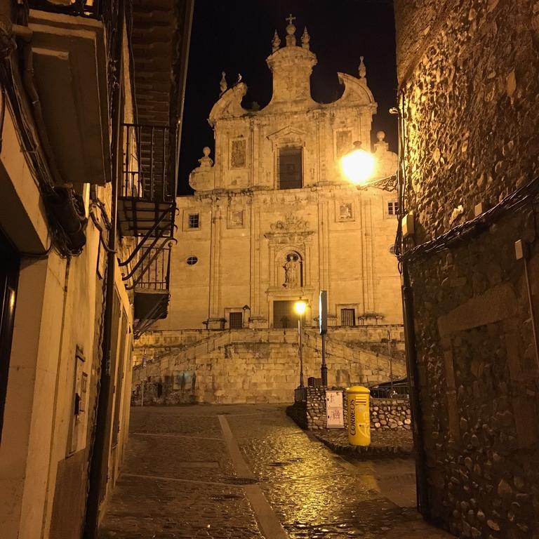 Las Donas Del Portazgo Villafranca Del Bierzo Exterior photo